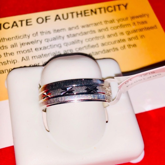 White gold vermeil wedding band for men, beautiful laser cut band, anniversary - Picture 9 of 12